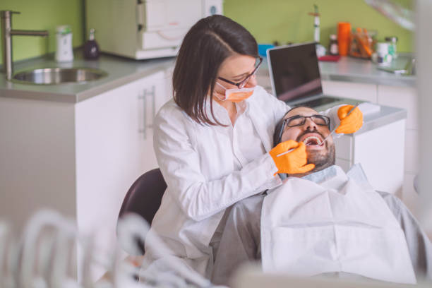 Best Emergency Denture Repair in De Pere, WI